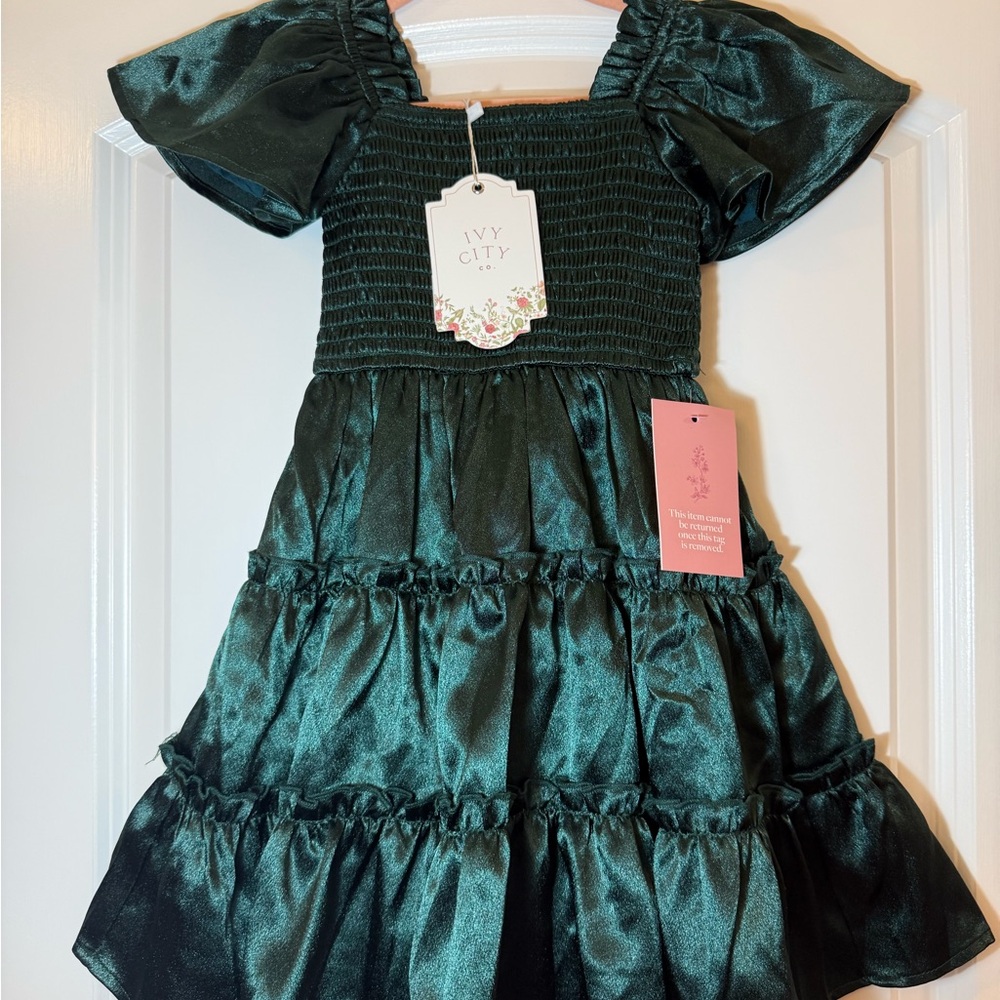 Ivy City Mini Ellie Dress in Emerald Satin 2T - Picture 5 of 11